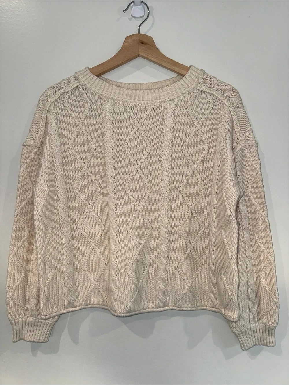 Old Navy Cream Over-sized Cable Knit Sweater - Kids, XL (14-16)